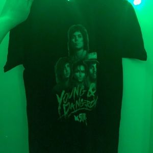 2018 Young and Dangerous Struts Tour SMALL SHIRT